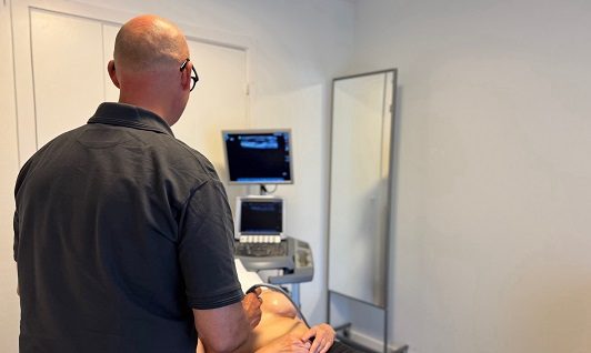 Kontrolscanning af brystimplantater